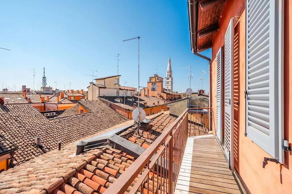 Apartamento Palazzo Artisti 270Mq Penthouse 4 Bedr Jacuzzi Módena Italia