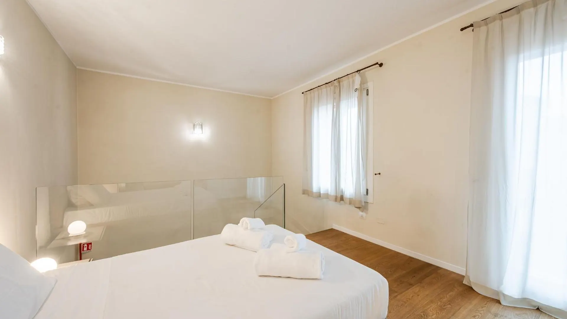 Apartamento Palazzo Artisti 270Mq Penthouse 4 Bedr Jacuzzi Módena