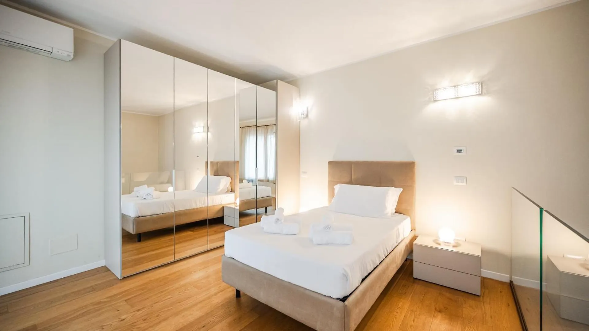 Apartamento Palazzo Artisti 270Mq Penthouse 4 Bedr Jacuzzi Módena
